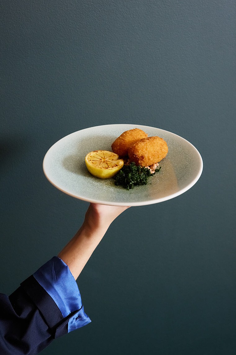 brasserie-boulevard-sint-martens-latem-restaurants-gent-belgische-keuken-garnaalkroketjes-met-veel-garnalen